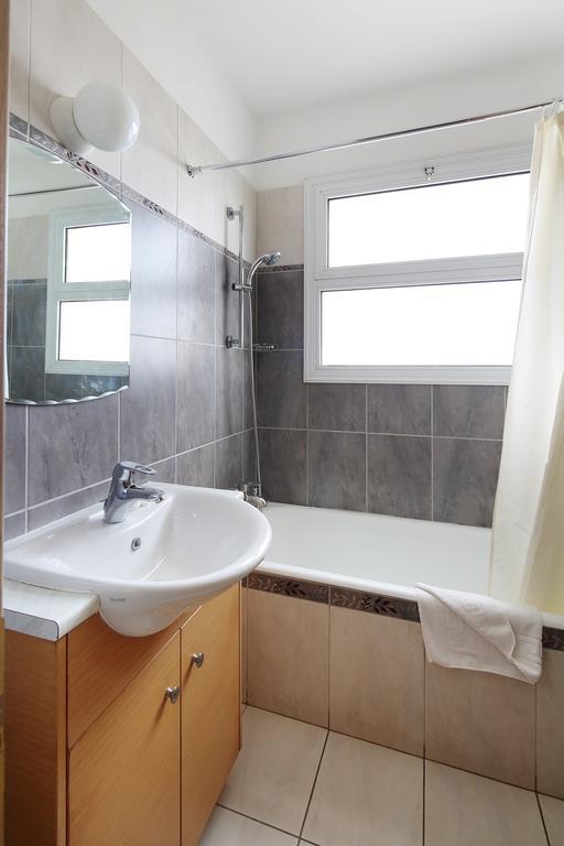 Apartamento Adamou Gardens Paphos Exterior foto